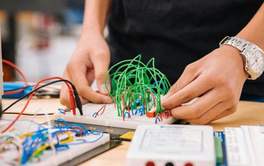 Robotics & STEM Labs - Nova ICT